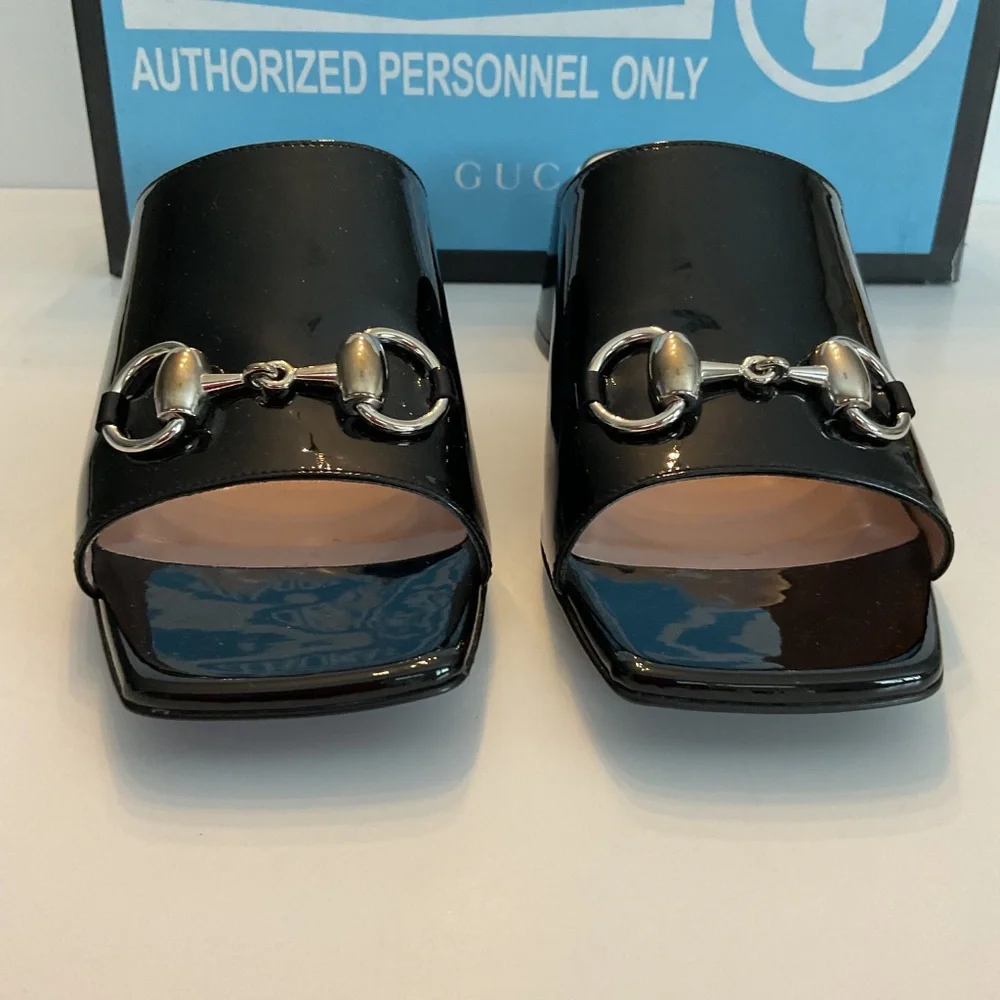 GUCCI Horsebit Accent Patent Leather Mules Slides 543188 - Picture 5 of 11